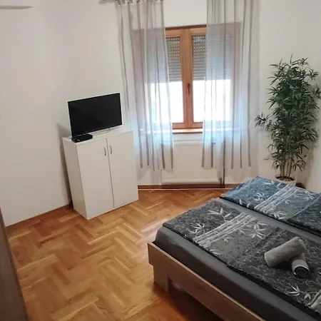 Apartman Paris 2 Night Private Parking