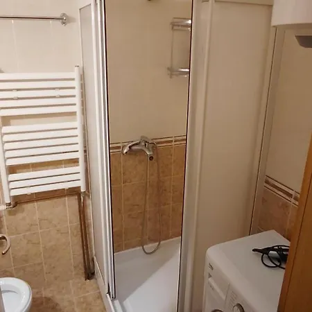 Paris 2 Night Private Parking Apartment *